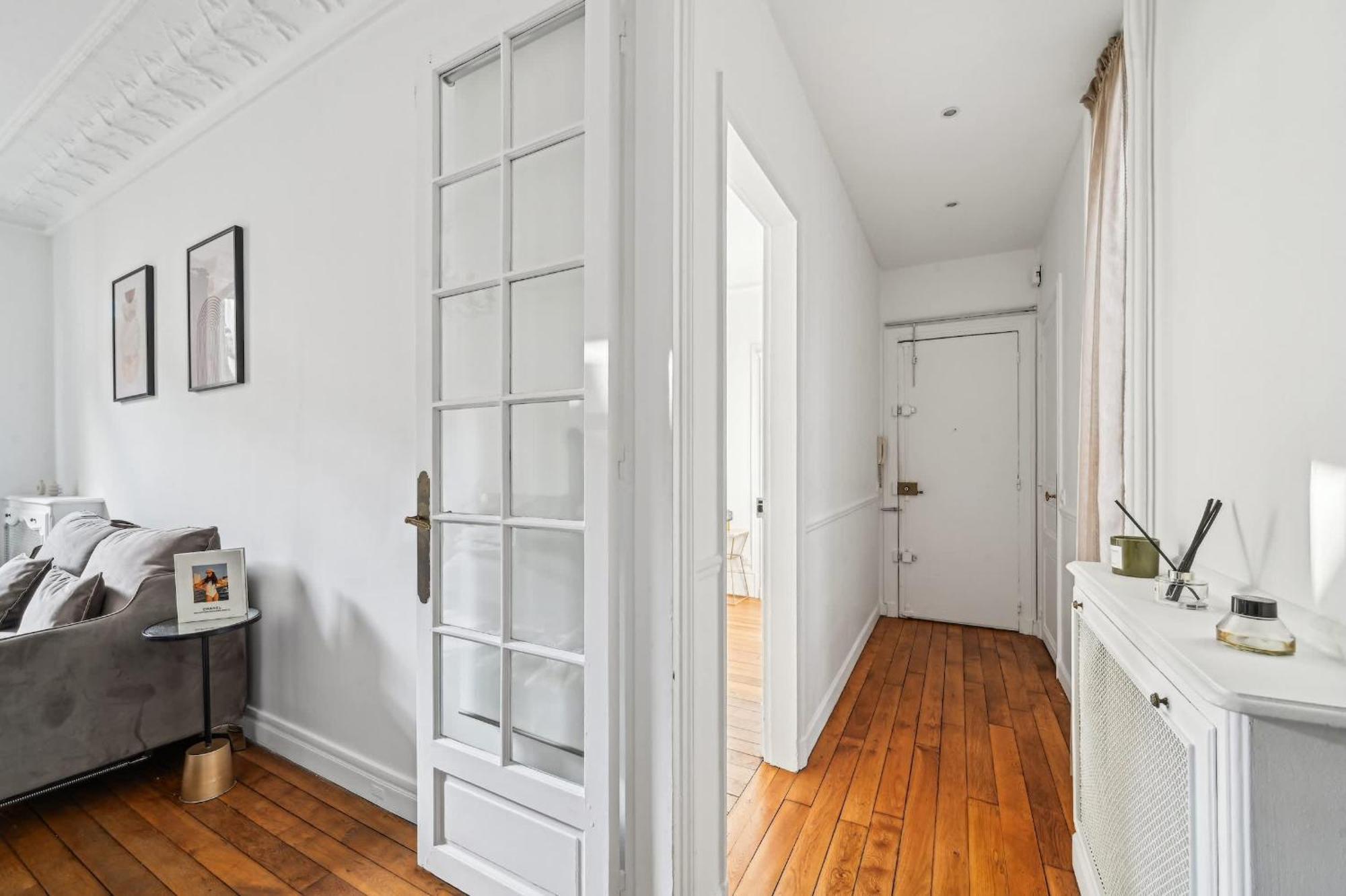 Apartment Eiffel Tower & Champs De Mars - 1br - Cityapartmentstay *