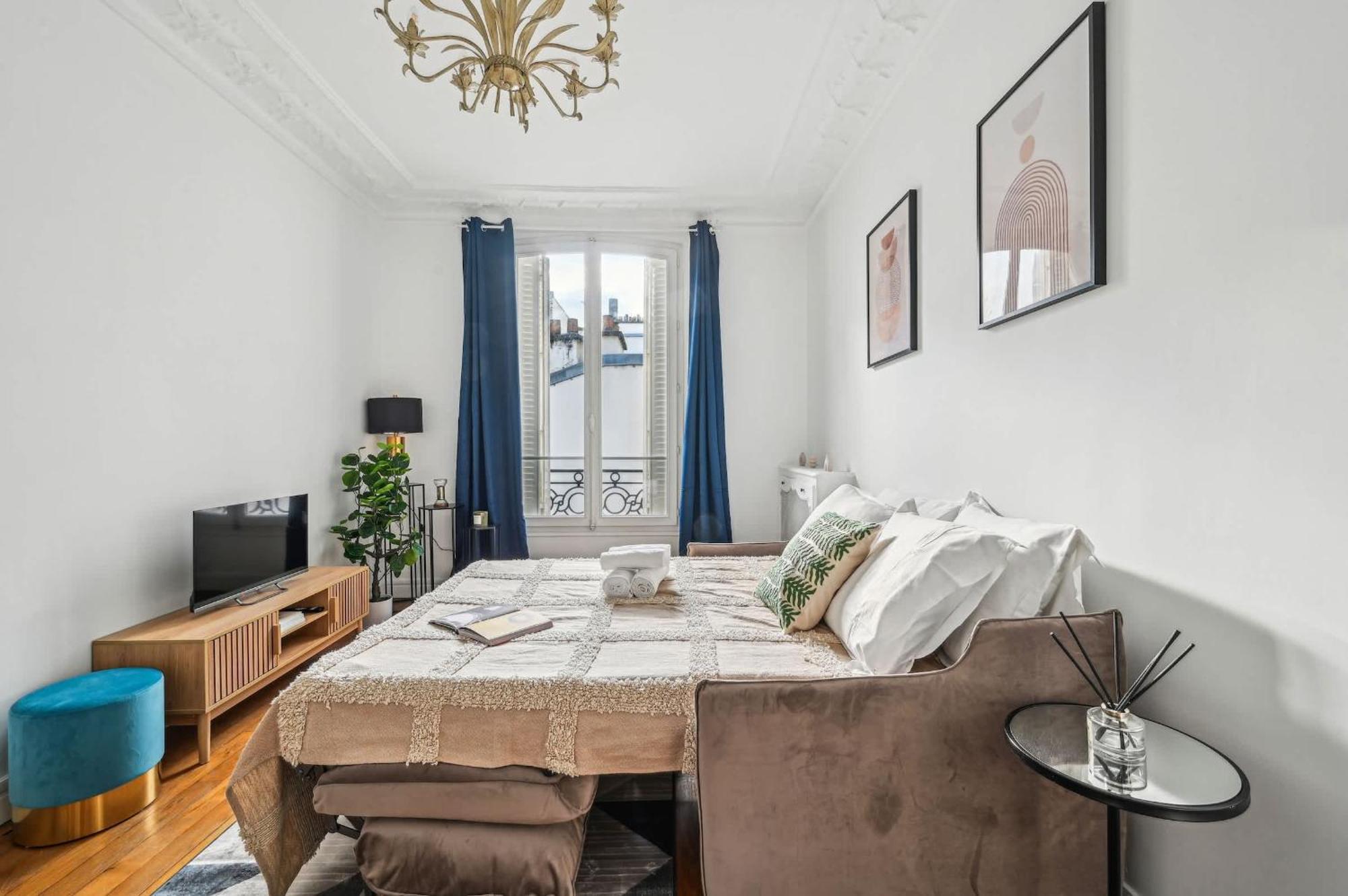 Apartment Eiffel Tower & Champs De Mars - 1br - Cityapartmentstay Paris