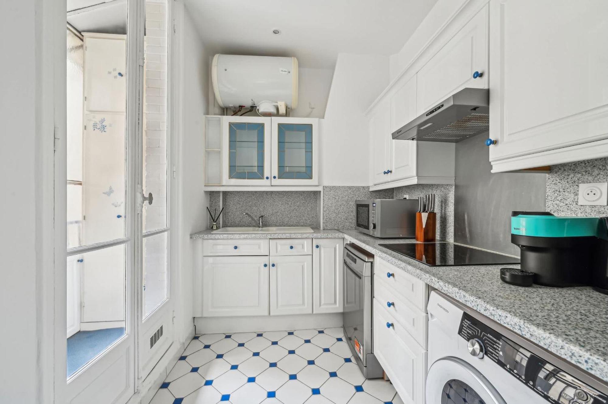 Eiffel Tower & Champs De Mars - 1br - Cityapartmentstay Apartment